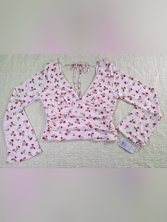 wild fable Tops - NWT Wild Fable Pink Floral Tie Back Long Sleeve Top Size XL Coquette Soft Girl